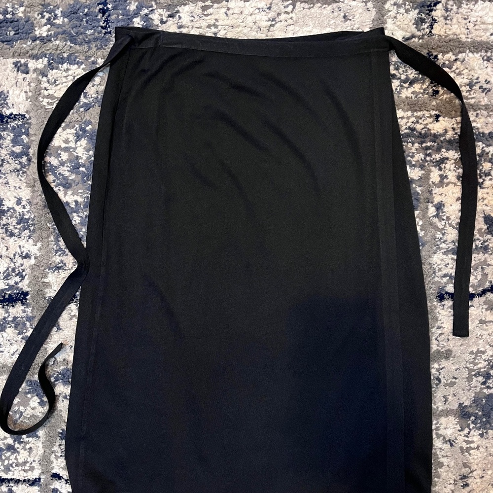 Banana Republic silk & cotton knit wrap skirt, knee length, very black color